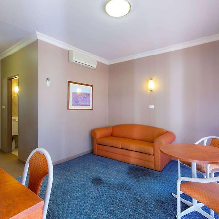 Quality Inn Penrith Sydney Exterior photo